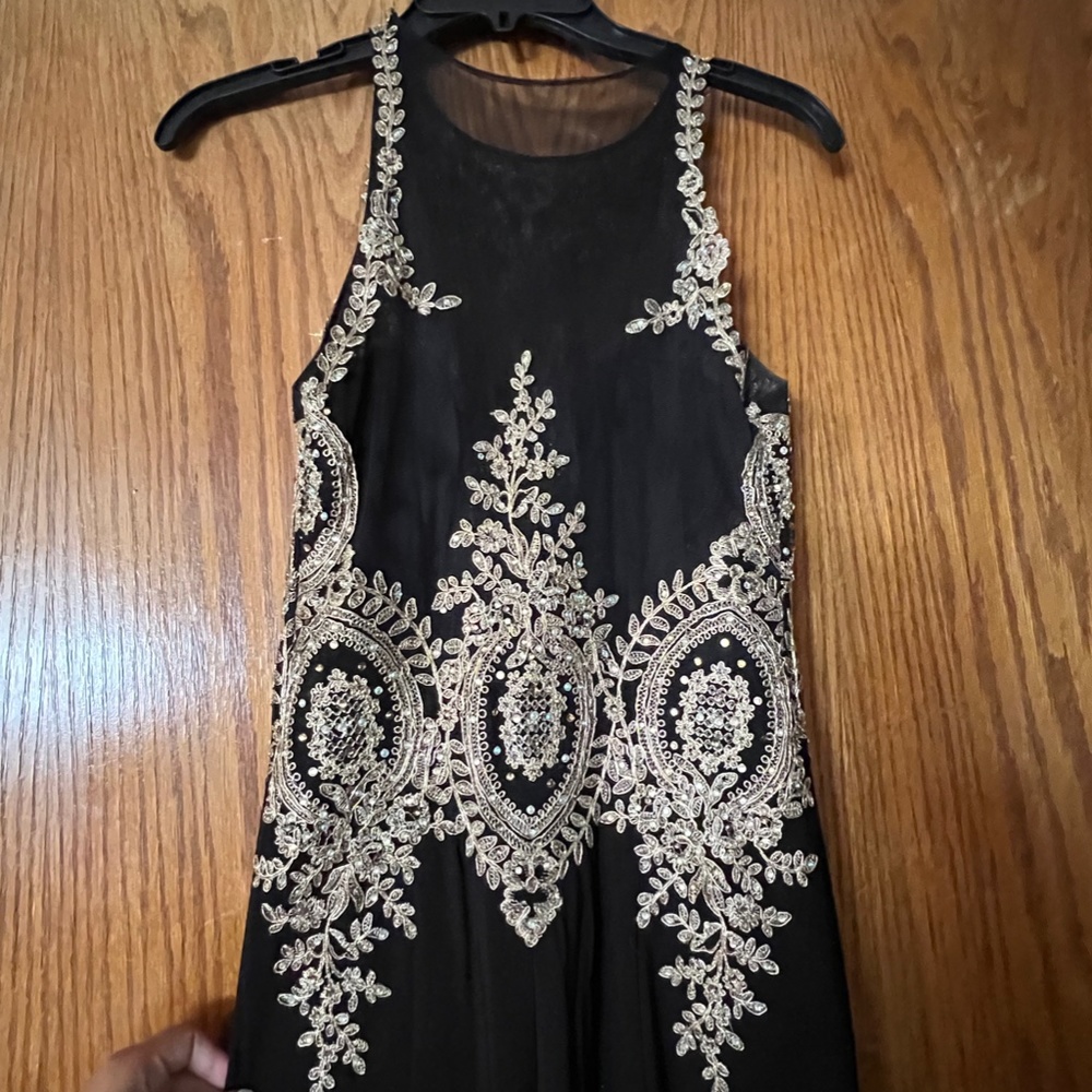 Prom Dress - Picture 3 of 6